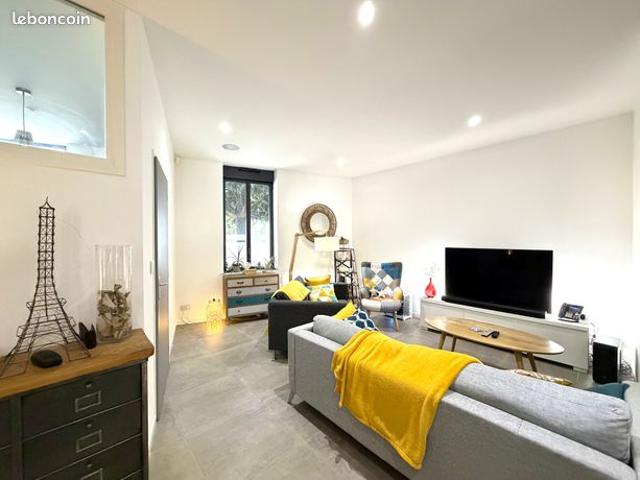Maison de ville 6 pièces 179 m²