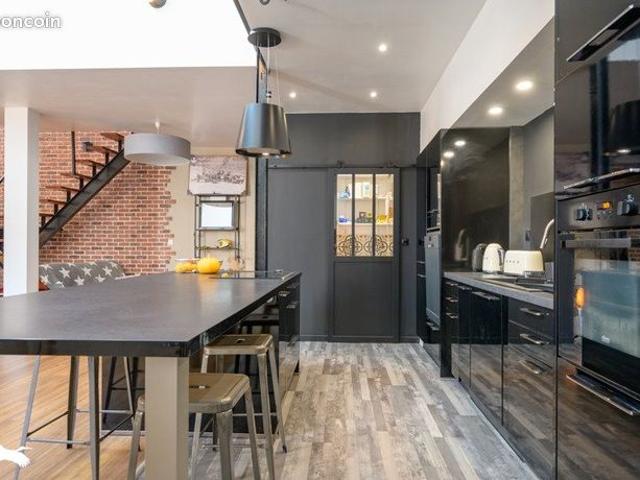 Maison de ville 6 pièces 185 m²