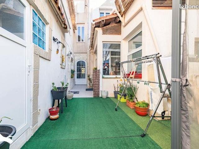 Maison de ville 6 pièces 180 m²