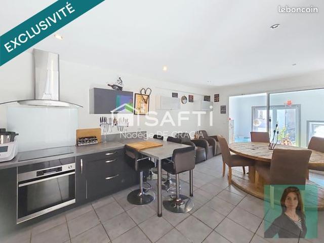 Maison de ville 6 pièces 180 m²