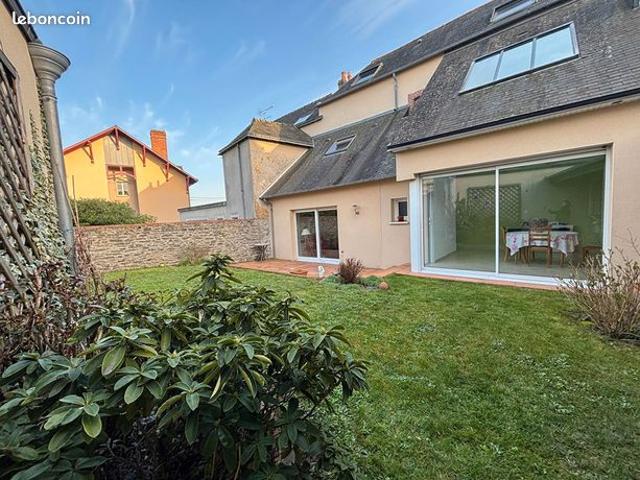 Maison de ville 6 pièces 182 m²