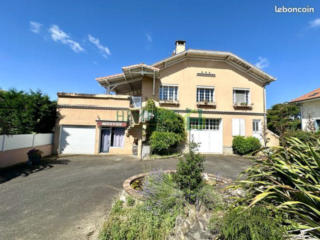 Maison de ville 6 pièces 183 m²