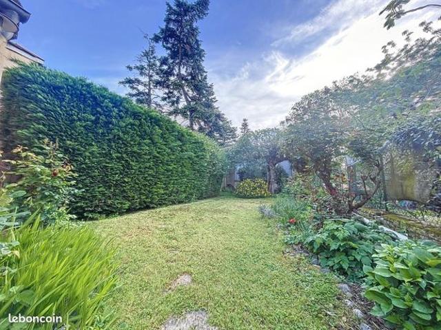 Maison de ville 6 pièces 204 m²