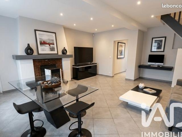 Maison de ville 6 pièces 205 m²