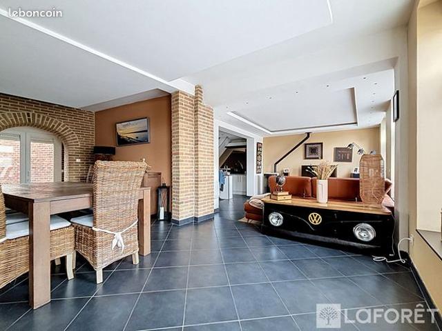 Maison de ville 6 pièces 209 m²