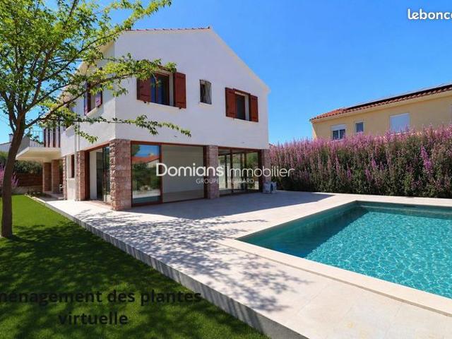 Maison de ville 6 pièces 200 m²