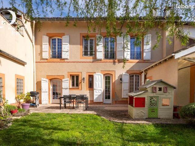 Maison de ville 6 pièces 200 m²