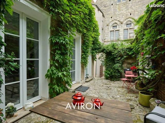 Maison de ville 6 pièces 216 m²