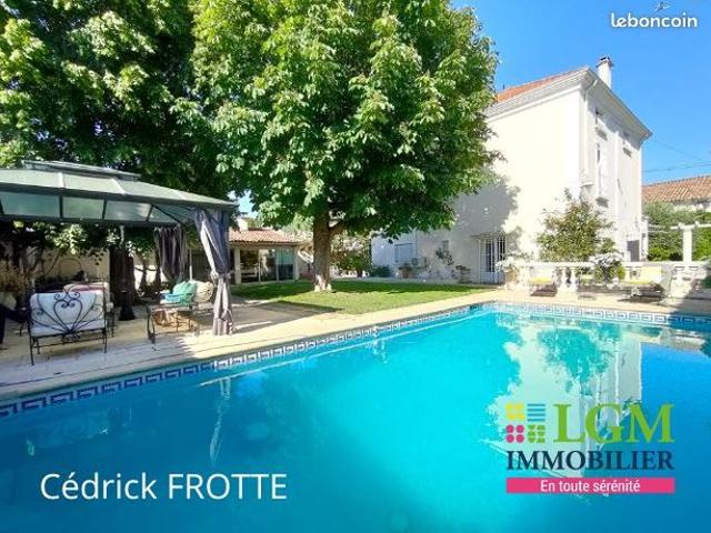 Maison de ville 6 pièces 223 m²