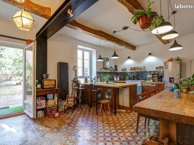 Maison de ville 6 pièces 238 m²