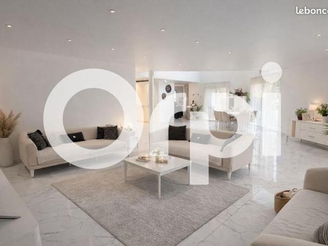 Maison de ville 6 pièces 270 m²