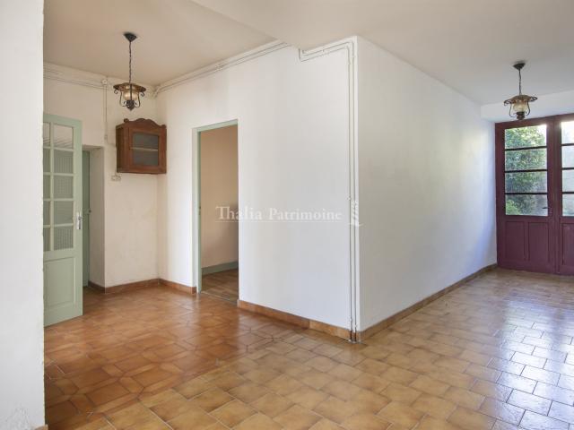 Maison de ville 6 pièces Deux appartements. Cour intérieur. 147m² Beaussac
