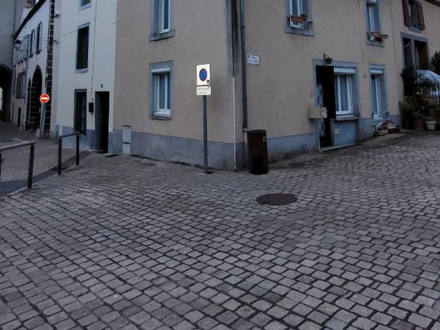 Maison de ville 70 m2 environ 2 chambres Centre Ville