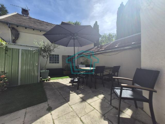 Maison de ville 70m2, 3 pièces Garancières