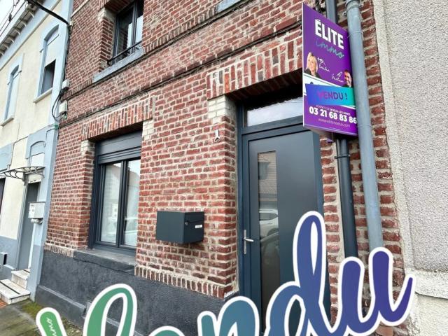 MAISON DE VILLE