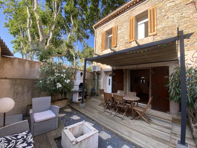 MAISON DE VILLE 80M2 ENTIEREMENT RENOVEE