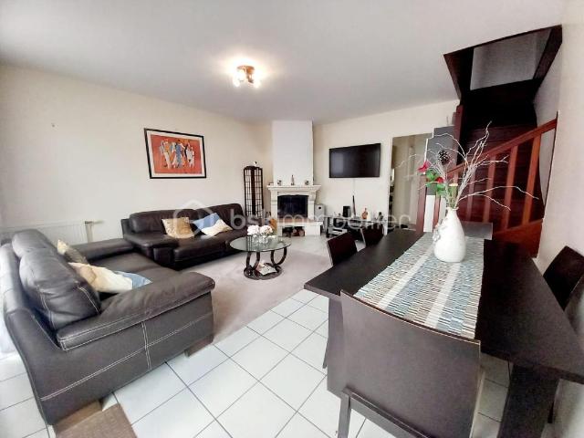 Maison de Ville 85 m² I Jardinet I Garage I Serris Bourg
