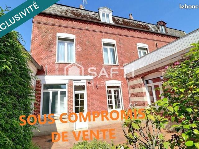 Maison de ville 8 pièces 127 m²