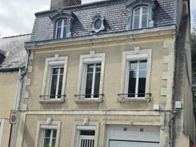 Maison de ville 8 pièces 130 m²