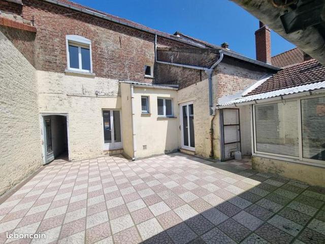 Maison de ville 8 pièces 130 m²