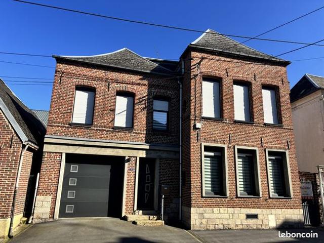 Maison de ville 8 pièces 144 m²