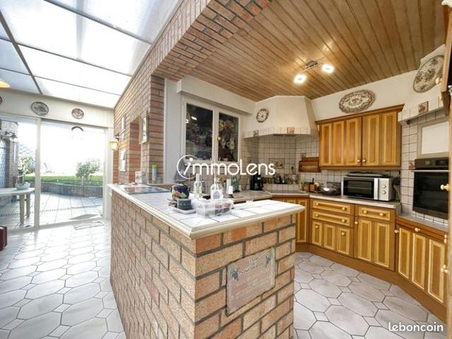 Maison de ville 8 pièces 147 m²