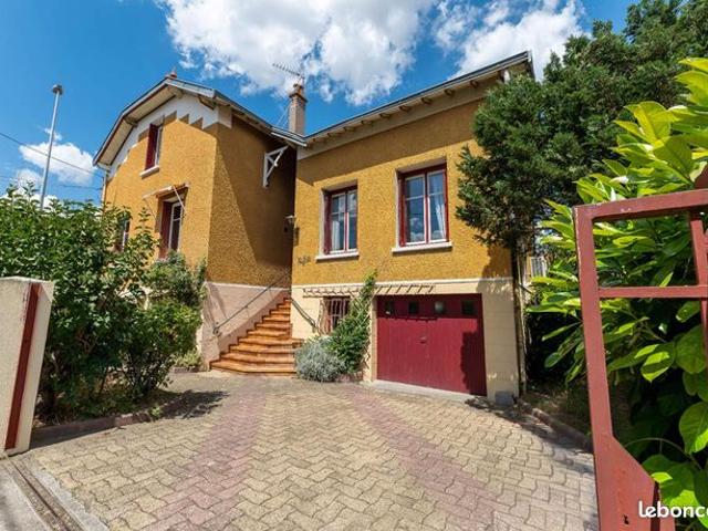 Maison de ville 8 pièces 155 m²