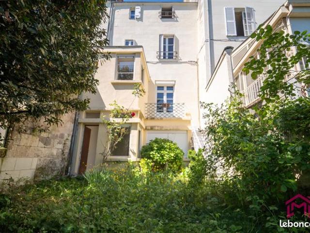 Maison de ville 8 pièces 165 m²