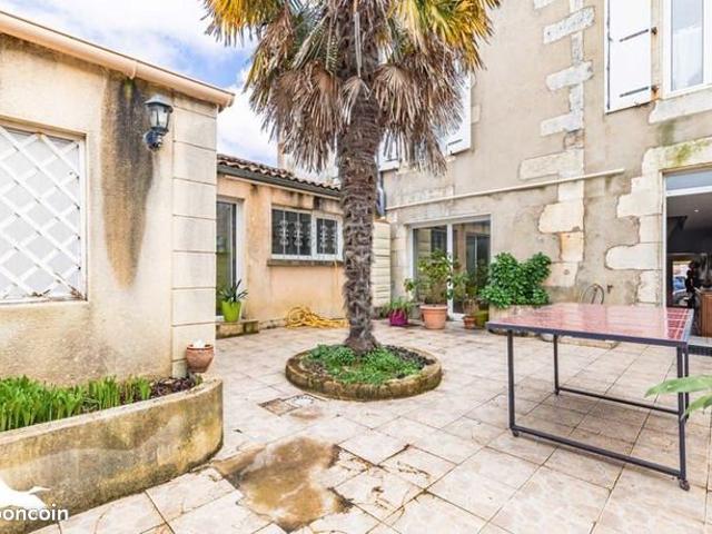 Maison de ville 8 pièces 167 m²