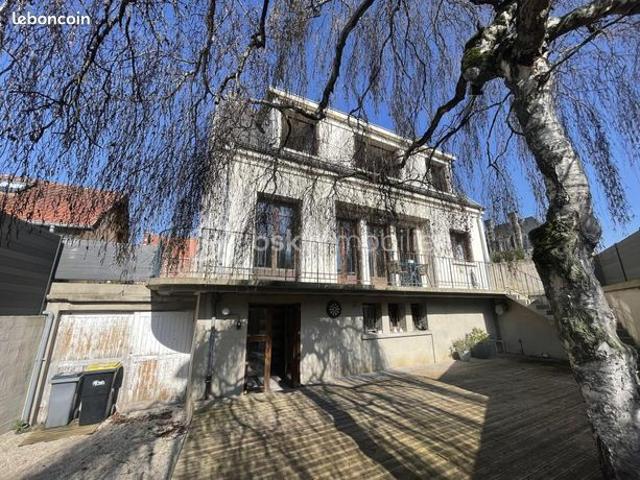 Maison de ville 8 pièces 169 m²