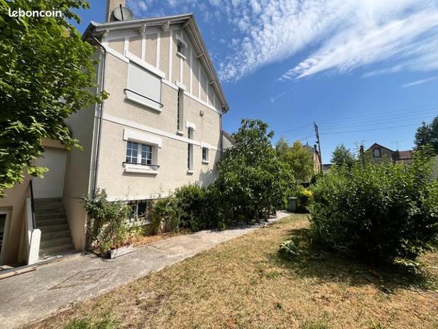 Maison de ville 8 pièces 161 m²