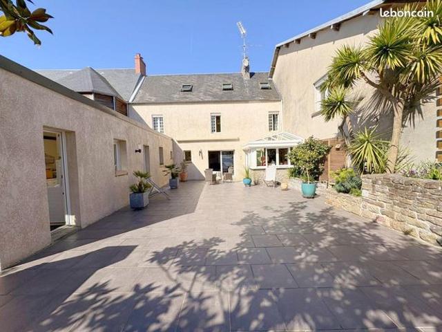 Maison de ville 8 pièces 162 m²