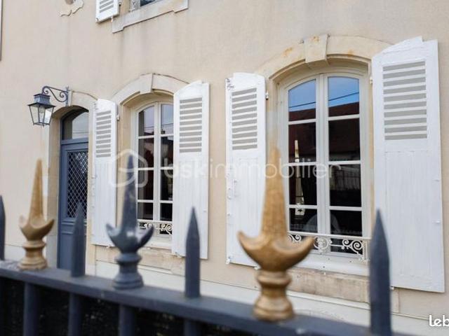 Maison de ville 8 pièces 162 m²