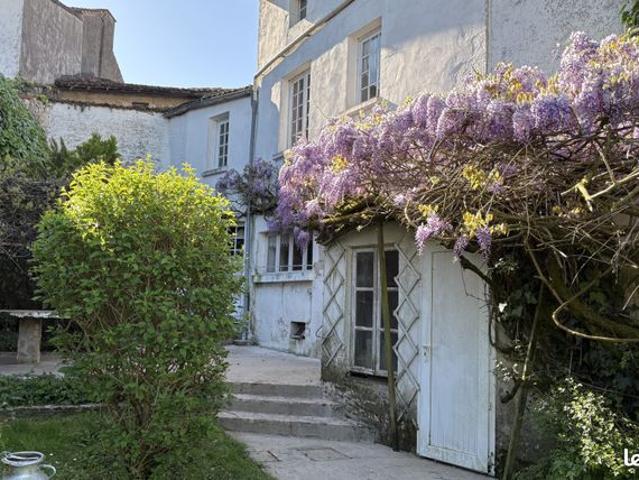 Maison de ville 8 pièces 174 m²