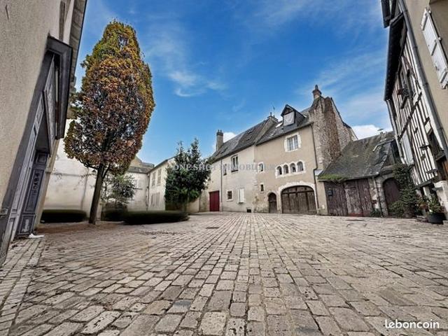 Maison de ville 8 pièces 170 m²