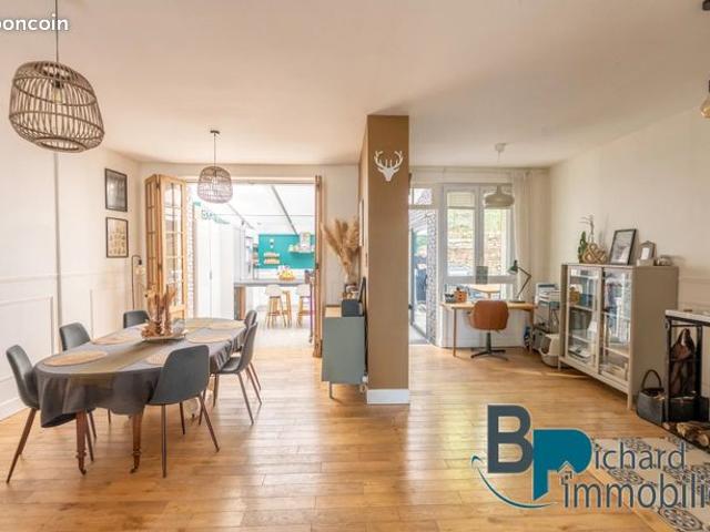Maison de ville 8 pièces 171 m²