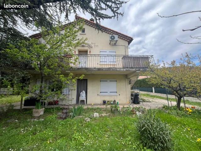 Maison de ville 8 pièces 173 m²
