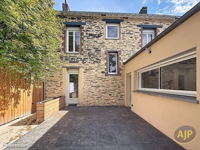 Maison de ville 8 pièces 185 m²