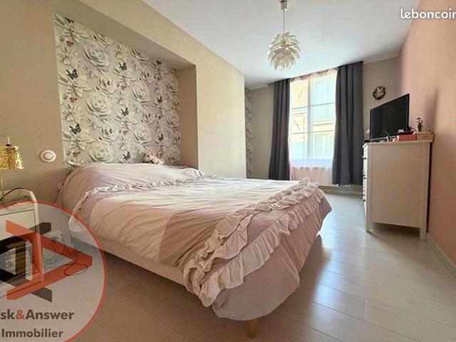 Maison de ville 8 pièces 185 m²