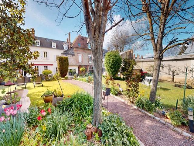 Maison de ville 8 pièces 200 m²