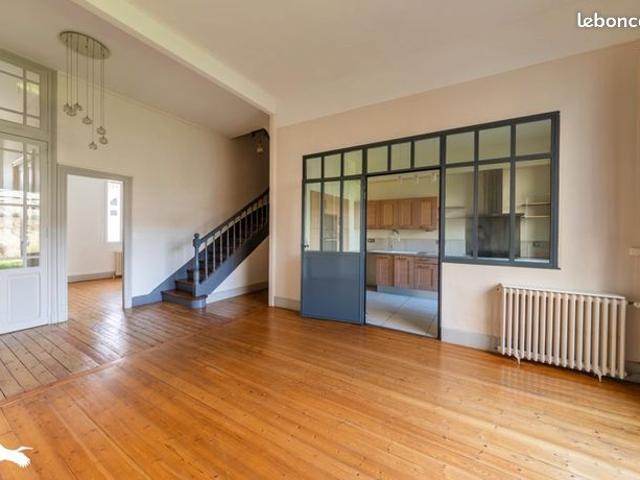 Maison de ville 8 pièces 189 m²