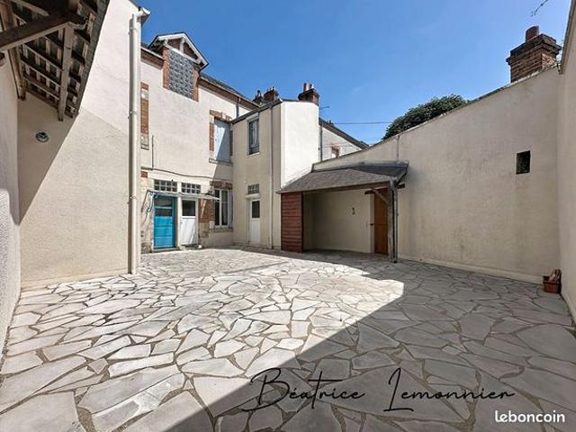 Maison de ville 8 pièces 189 m²