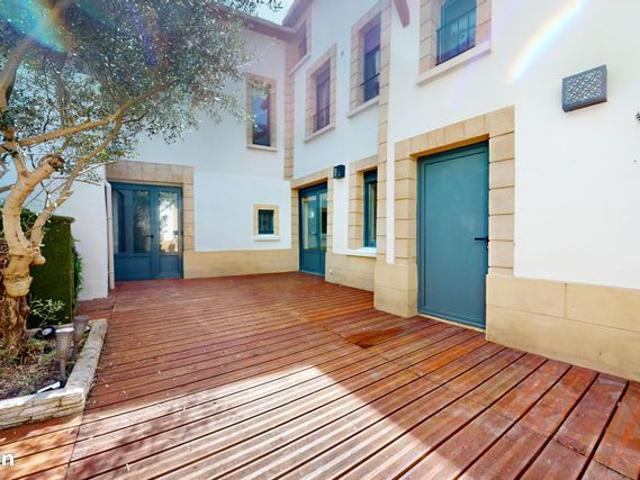 Maison de ville 8 pièces 189 m²