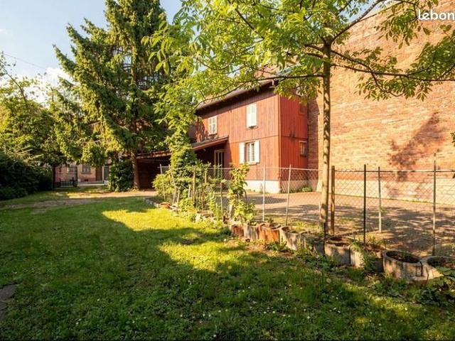 Maison de ville 8 pièces 180 m²