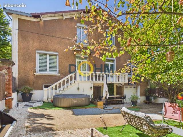 Maison de ville 8 pièces 180 m²