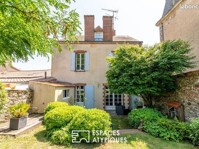 Maison de ville 8 pièces 181 m²