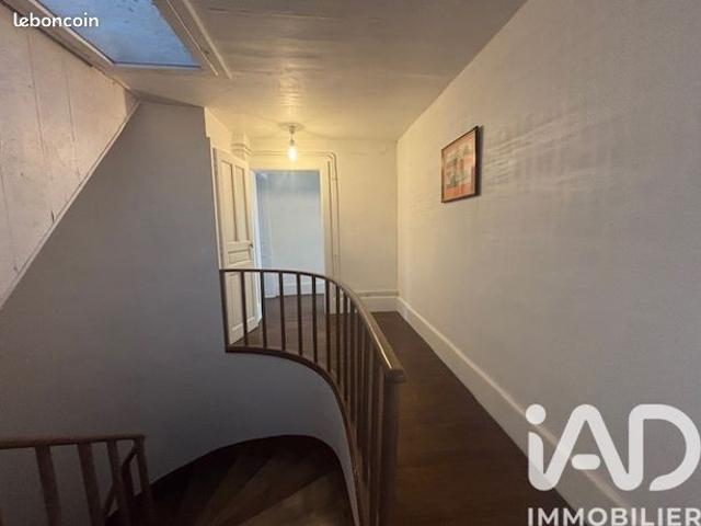 Maison de ville 8 pièces 204 m²