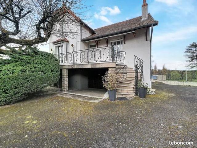 Maison de ville 8 pièces 207 m²
