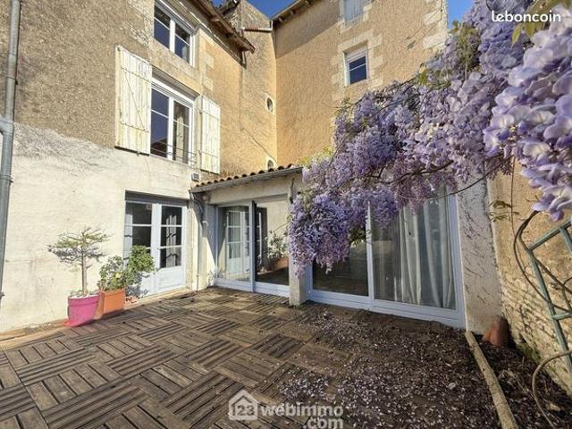 Maison de ville 8 pièces 216 m²