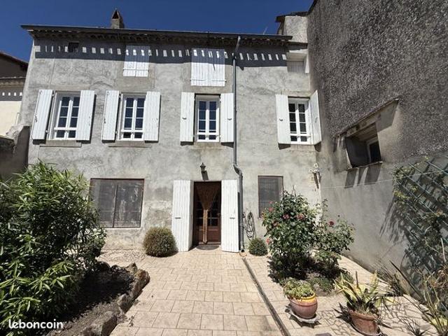 Maison de ville 8 pièces 225 m²